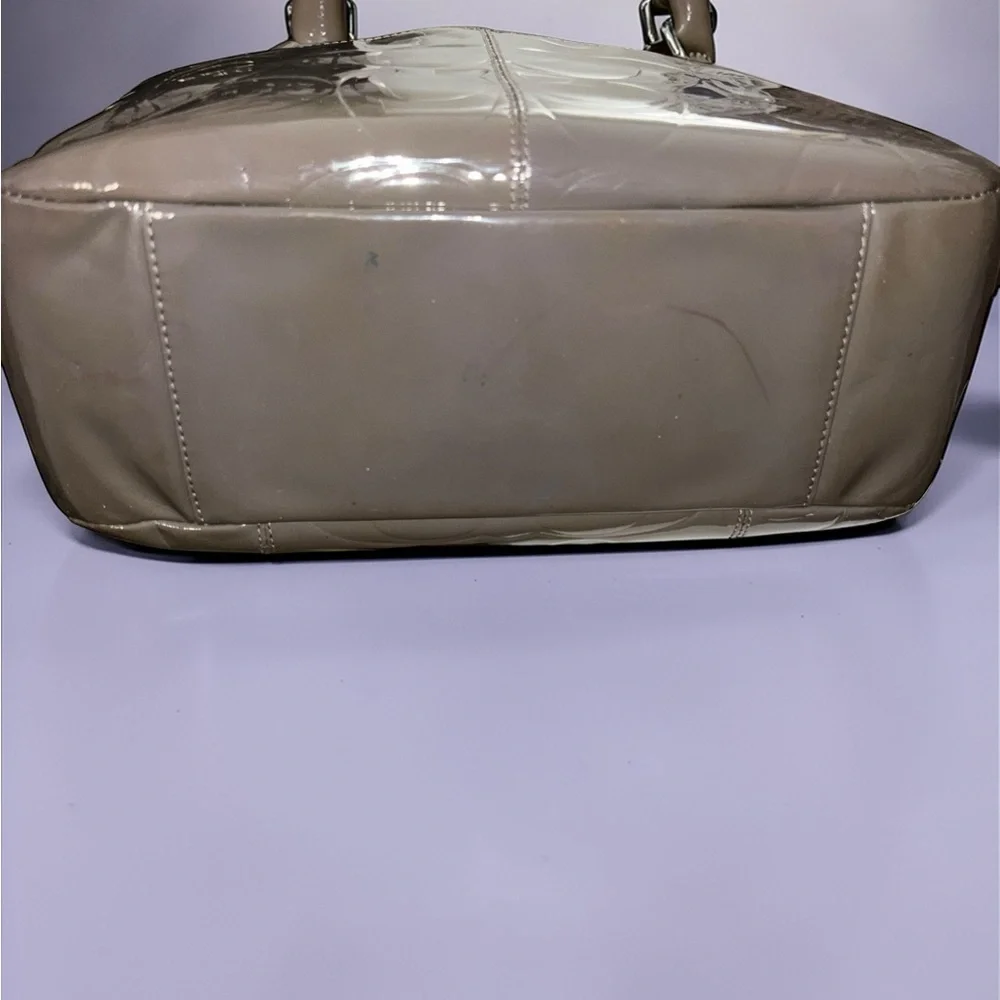 Coach 2FER Bundle Patent Leather Tote & Wallet in Dark Grey - Picture 9 of 13